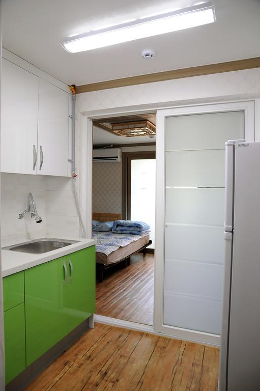 The 1St Andong Hostel Exteriör bild
